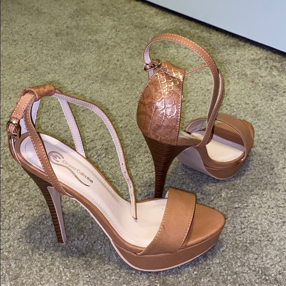 Women’s Heels. Size 6